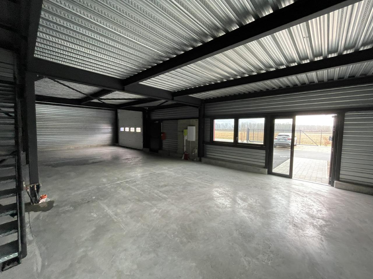 Local d'activité Sainte-Hélène-sur-Isère 471m² Location local d'activité Sainte-Hélène-sur-Isère Savoie OLACT2421265 7